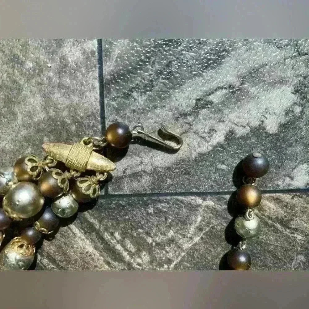 💜 2/$25 Beautiful Vintage/Old Costume Jewelry Necklace - Picture 3 of 5
